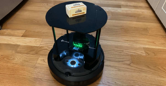 最新研究：嵌入大模型的AI扫地机器人多项任务翻