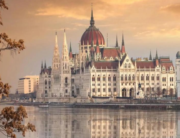 特朗普致电奥尔班讨论乌克兰加入欧盟事宜