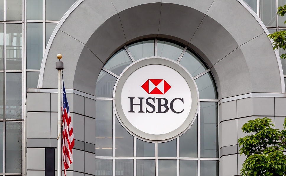 美国银行业对私人信贷机构的放贷激增可能带来