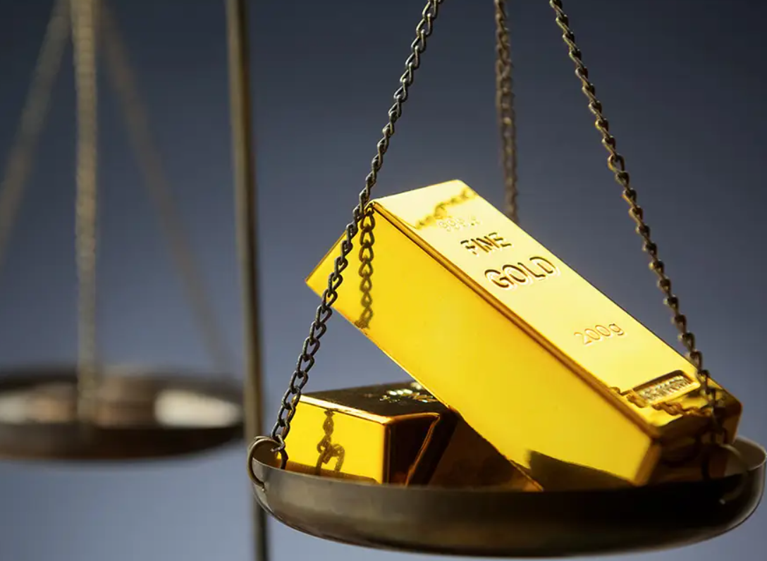 现货黄金4月份涨超5% 白银期货V形走势整体跌超